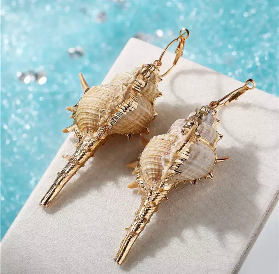 Maldives • Shell Earrings