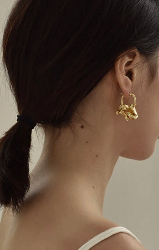 Amandine • Abstract Hoops