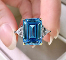 Cargar imagen en el visor de la galería, Diana Spencer • Aquamarine Ring