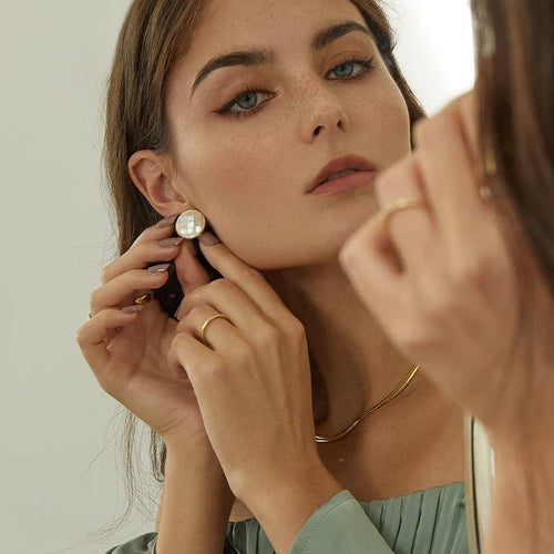 Blanche • Earrings