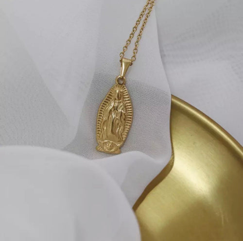 Virgen María • Necklace